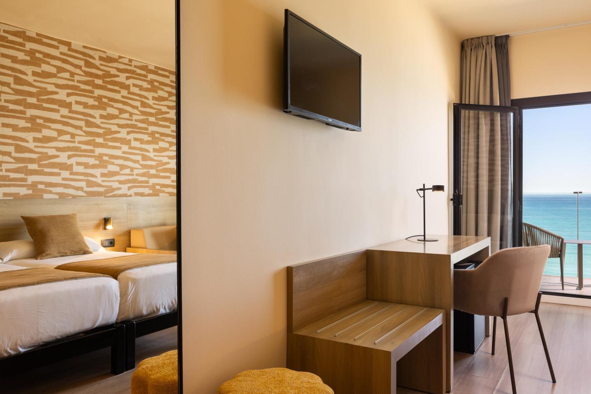 Superior Double or Twin Room with Sea View